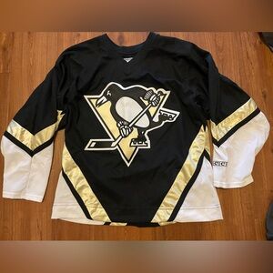 Pittsburgh Penguins hockey jersey